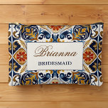 Pochette À Accessoires Cadeaux de servantes Vintage Talavera Azulejo mono<br><div class="desc">Cadeaux de femme de chambre Vintage Talavera Azulejo Carreaux bleu méditerranéen marron mariage fête de mariée favorise monogramme personnalisé nom sacs de toilette</div>