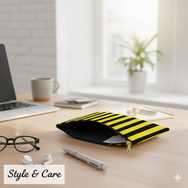 Pochette À Accessoires Classic Bright Jaune et Noir rayé (Classic Bright Yellow and Black Striped Accessory Pouch)