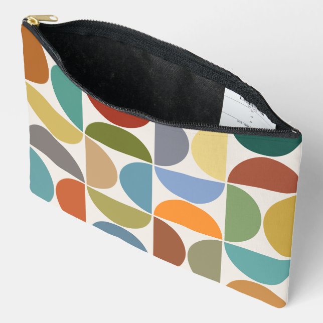 Pochette À Accessoires Couleur des demi-cycles MCM sur crème (Ouvrir)