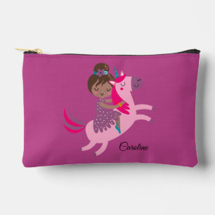 Pochette À Accessoires Cute Brunette Haired Girl équitation sur une licor