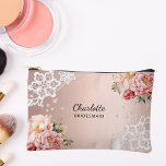 Pochette À Accessoires Dentelle rose d'or de Bridesmaid<br><div class="desc">Un arrière - plan rose à gradient or. Décoré de roses roses roses,  de fleurs et de dentelle blanche. Personnalisez et ajoutez le nom de votre servante.</div>