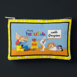 Pochette À Accessoires Hanoukka Zeevie à Play Dreidel Accessory Pouc<br><div class="desc">Hanoukka avec Zeevie à Play, Dreidel Game Pouch. Tous les éléments de conception peuvent être modifiés. Modifiez le texte modifiable à l'aide de votre style de police, de votre couleur et de votre taille préférés. Remplissez votre poche de dreidels et de gâteries pour jouer. Jeu ! ! ! Heureux Hanoukka...</div>