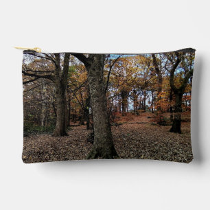 Pochette À Accessoires Les arbres d'automne, dans le bois