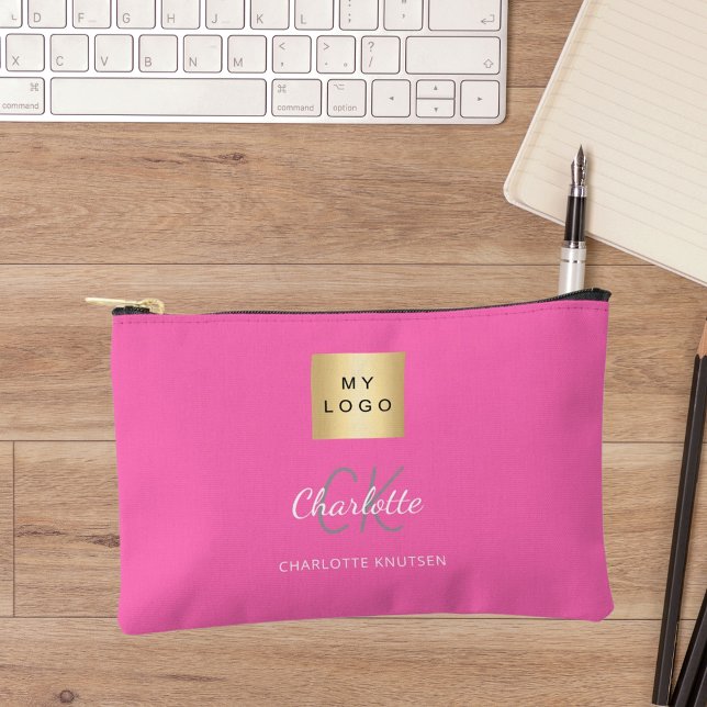 Pochette À Accessoires Logo d'entreprise rose chaud nom monogramme (Créateur téléchargé)