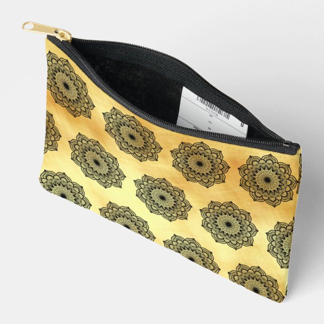 Pochette À Accessoires Mandala noir sur fond or doux (Ouvrir)
