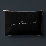 Pochette À Accessoires Minimaliste Élégant Chic Personnalisé Noir Blanc<br><div class="desc">Un pochette accessoire noir et blanc de style minimaliste chic. Peut être utilisé comme trousse de maquillage. Superbe accessoire pour voyager. Cadeau parfait pour demoiselle d'honneur,  amis et famille.</div>