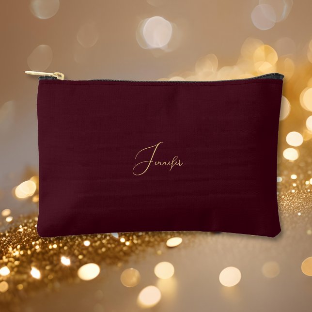 Pochette À Accessoires Monogramme d'or de Bourgogne moderne Voyage Cosmét (Modern Burgundy Gold Monogram Travel Cosmetic Golf Accessory Pouch)