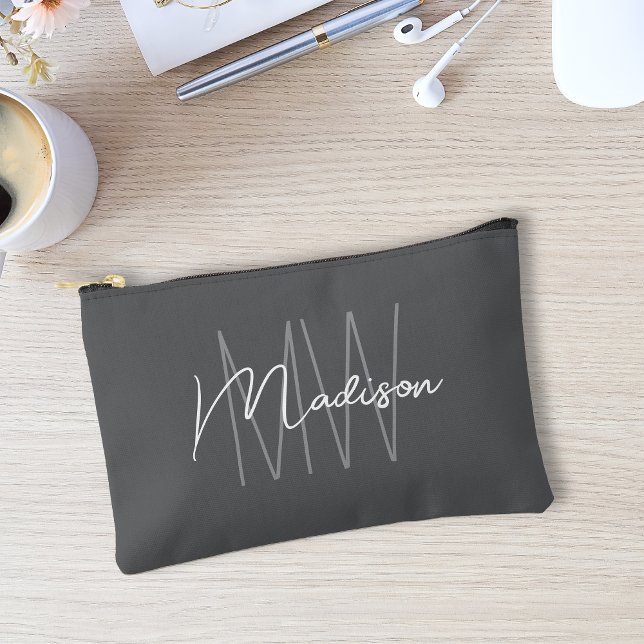 Pochette À Accessoires Monogramme Moderne Nom Script Gris (Modern Monogram Name Script Gray Accessory Pouch)