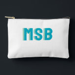 Pochette À Accessoires Monogramme personnalisé bloc ombre bleu vert, sur<br><div class="desc">Sac super mignon avec un monogramme en bloc d'ombre bleu vert. Cette esthétique est tellement tendance. Changez facilement les couleurs et le texte pour les vôtres - monogramme de 2 lettres, 3 lettres ou mot/nom complet. Mignon et élégant, mais simple, moderne et classique - parfait pour un cadeau d'anniversaire, un...</div>