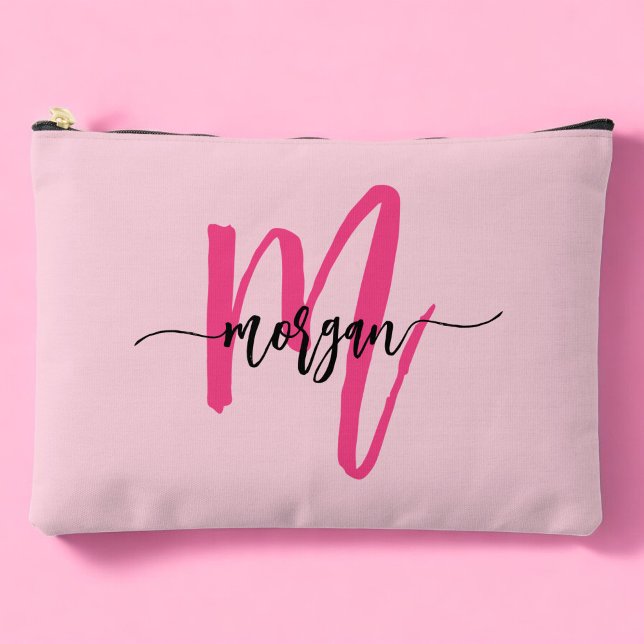 Pochette À Accessoires Monogramme rose chaud Nom de la fille Script (Créateur téléchargé)