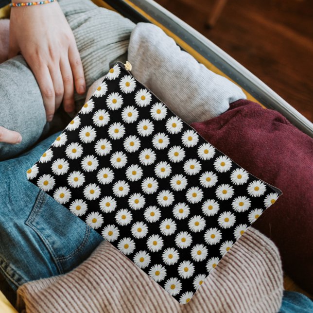 Pochette À Accessoires Motif floral marguerrier blanc sur noir (In Situ)
