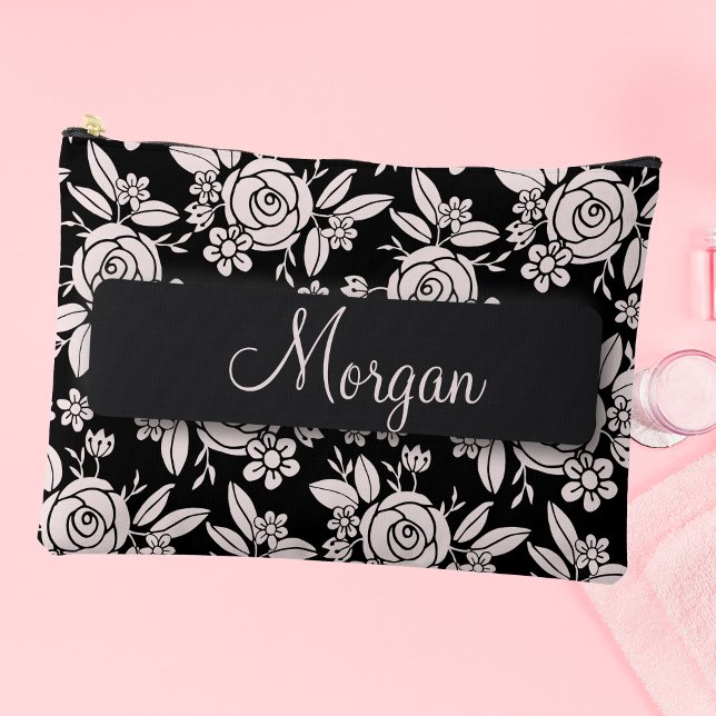 Pochette À Accessoires Roses délicates personnalisées (Customizable delicate roses makeup accessory zippered pouch.)