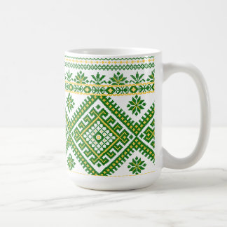 Point croisé ukrainien vert classique de tasse