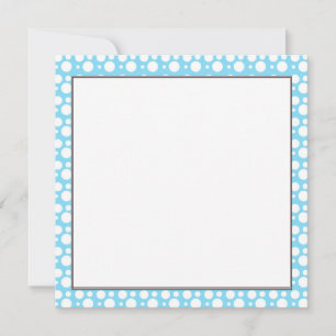 points bleu clair, une décoration simple et agréab