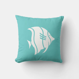 poisson blanc sur coussin bleu turquoise