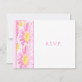 Poitrine rose Gerbera sur carte de réponse blanche