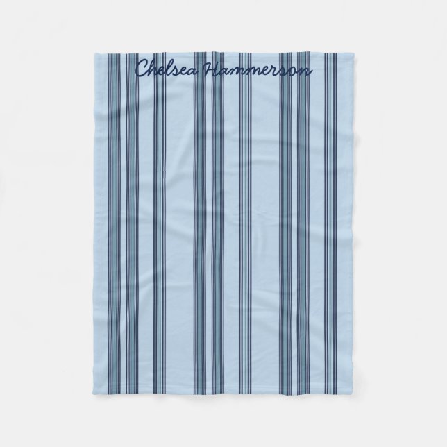 Polaire Bleu sur la couverture d'ouatine dépouillée par (Devant)