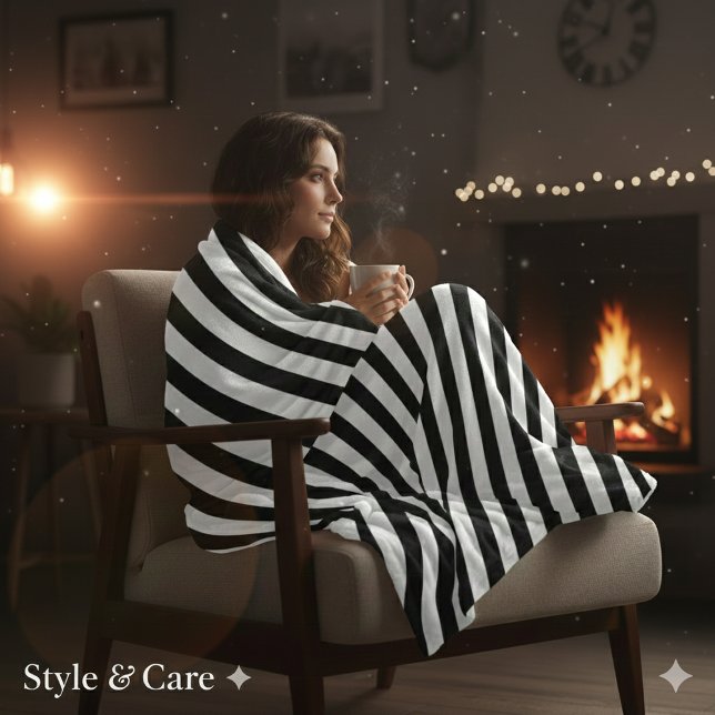 Polaire Couverture de jet en fleece douce et blanche (Cozy Soft White and Black Throw Fleece Blanket)