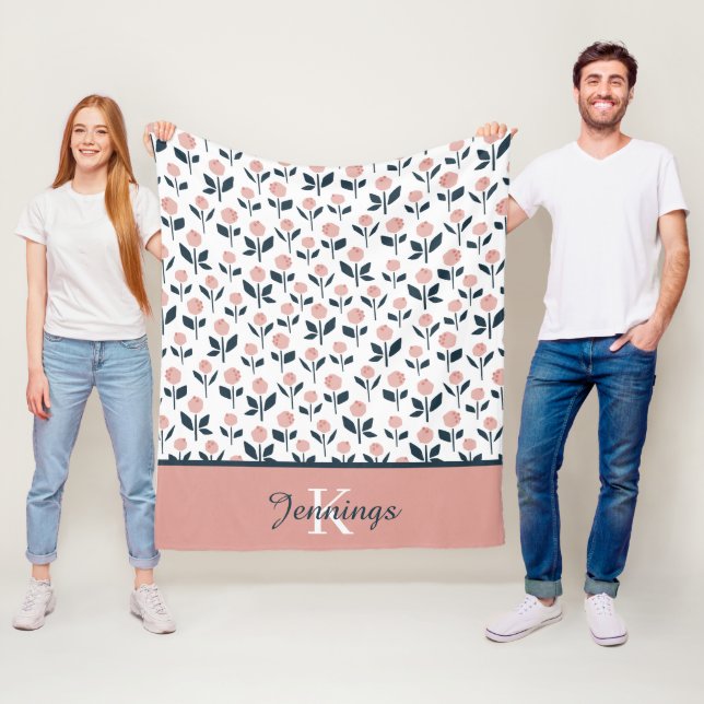 Polaire Couverture en molleton fleuri avec monogramme (En situation)