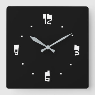 Police Zomz noir et blanc> Horloges murales ordina