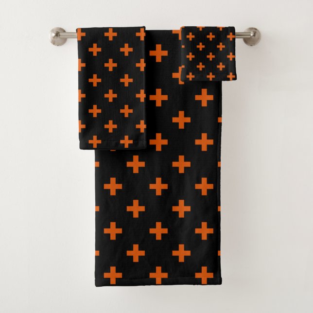 Polka orange croise sur noir (En situation)