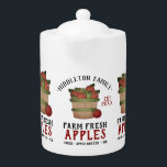 Pommes fraîches de ferme<br><div class="desc">Teapot rustique Agricole. Farm Fresh Apple - sur un design arrière - plan blanc prêt à vous personnaliser. Cette théière peut être personnalisée avec le nom et une date de test. Faites un cadeau de Noël, un cadeau de Noël, etc... 📌 Si vous avez besoin d'une personnalisation plus poussée, cliquez...</div>