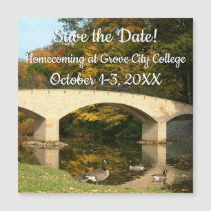 Pont arc-en-ciel en automne au Grove City College