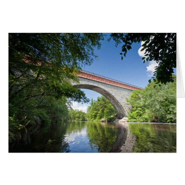 Pont d'écho à la gorge de cigûe, Charles River, (Devant horizontal)