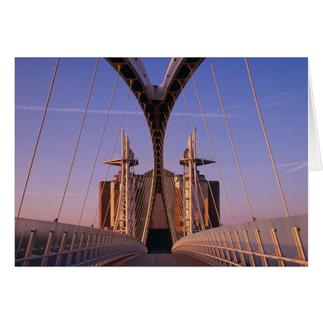 Pont du Millénaire, Centre Lowry, Salford (Devant horizontal)