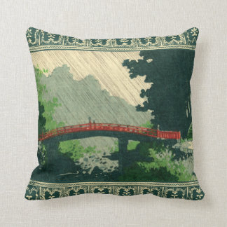 Pont japonais dans le coussin de pluie