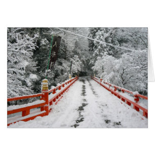 Pont rouge japonais en neige