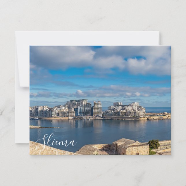 Port de Sliema et gratte-ciel à Malte (Devant)