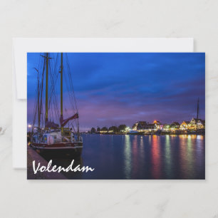 Port de Volendam illuminé la nuit
