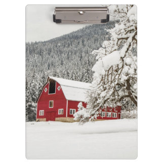 Porte-bloc Neige fraîche sur grange rouge