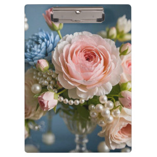 Porte-bloc Rose rose délicate avec perle dans un vase