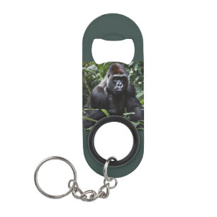 Porte-clé Décapsuleur Le roi du gorille de minuit : Monarque de la forêt