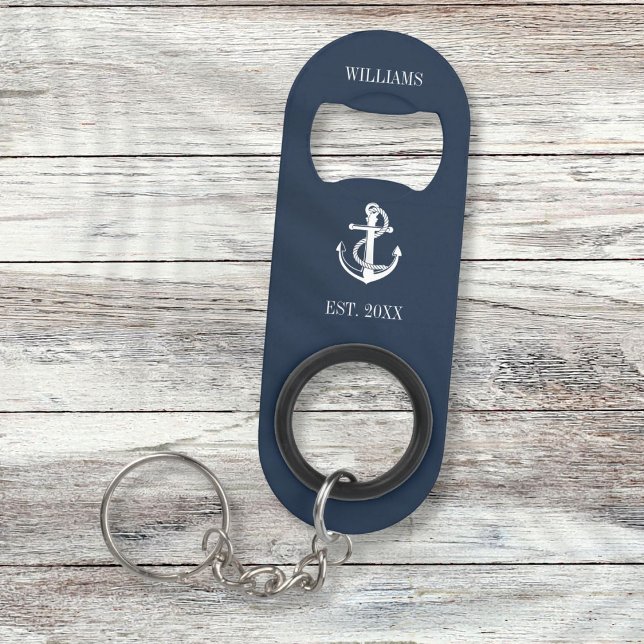 Porte-clé Décapsuleur Marine Blue Ancre nautique Bateau Nom de famille (Navy Blue Nautical Anchor Boat Family Name Keychain Bottle Opener)