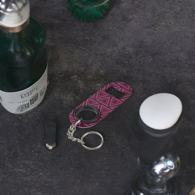 Porte-clé Décapsuleur Motif des triangles roses (Bottle Openers)