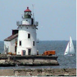 Porte-clé Photo Sculpture Phare de Cleveland - été<br><div class="desc">Le phare de Cleveland a célébré son anniversaire de 100 ans dans le port de Cleveland,  en 2011. Le phare est de 78 pieds de grand et ce photosculpture serait bien assorti au phare congelé assorti de Cleveland,  aussi en vente ici chez WestCreek sur Zazzle. COM.</div>