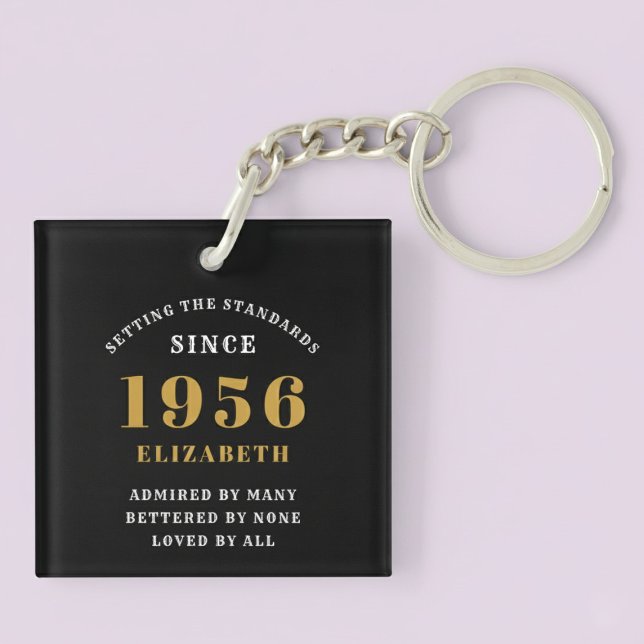 Porte-clefs 70th Birthday 1956 Black Gold For Her Personalized (Born 1956 birthday keychain. Pastel background.)