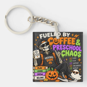 Porte-clefs Alimenté par le café et le chaos de la maternelle