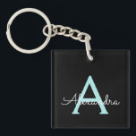 Porte-clefs Aqua Teal Blue Script Girly Monogram<br><div class="desc">Noir et Aqua Bleu Turquoise Simple Script Monogramme Nom Porte - clé. Cela rend le cadeau parfait pour 16 ans,  mariage,  douche nuptiale,  anniversaire,  baby shower ou bachelorette pour quelqu'un qui aime le luxe glam et les styles chic.</div>