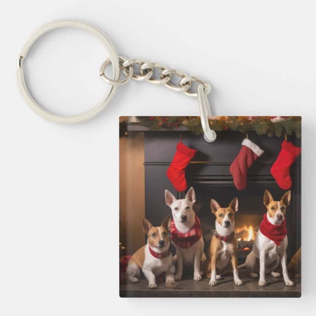 Porte-clefs Basenji au coin du feu de Noël (Devant)