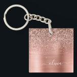 Porte-clefs Brushed metal rose Gold Pink Glitter Monogram<br><div class="desc">Rose Gold - Blush Pink Faux Foil Parties scintillant à étincelles métalliques brossé Monogramme en métal Nom Porte - clé. Cela rend le cadeau parfait pour 16 ans,  mariage,  douche nuptiale,  anniversaire,  baby shower ou bachelorette pour quelqu'un qui aime le luxe glam et les styles chic.</div>