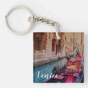 Porte-clefs Canal avec gondole traditionnelle à Venise, Italie