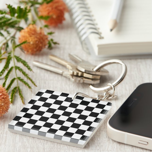 Porte-clefs Carrés à carreaux géométriques rétro noir et blanc (Devant Droit)