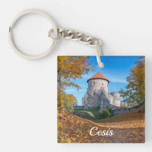 Porte-clefs Château médiéval entouré de forêt