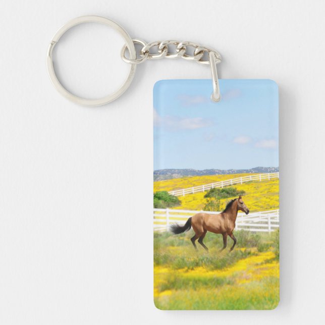 Porte-clefs Cheval en peau de seau Galloping dans un champ de  (Devant)