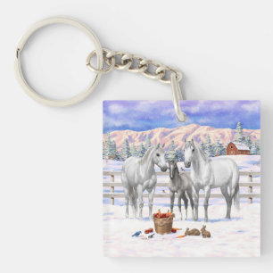 Porte-clefs Chevaux De Quartier Gris Blancs Sur Une Ferme À Ne