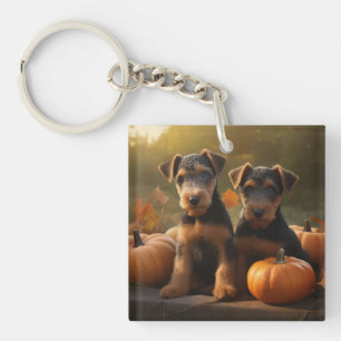Porte-clefs Chiots Airedale Délice d'Automne Citrouille